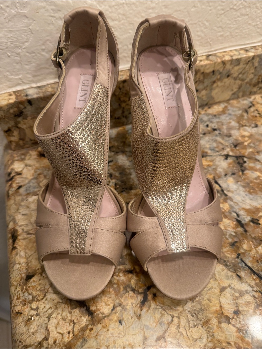 Glint Vero Cuoio Beige and Gold Sequin T-Strap Heels 7.5 M